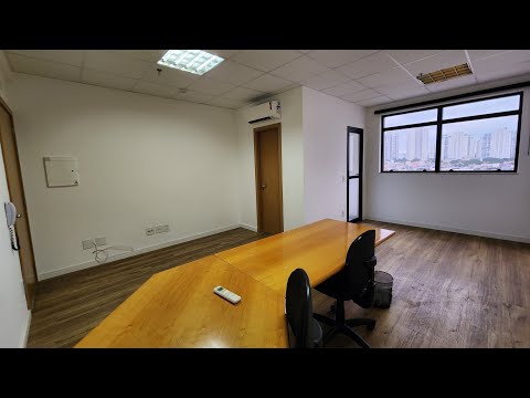 Sala comercial 32m² no Ufficio Majore localizado na Rua Serra da Bocaina, 570