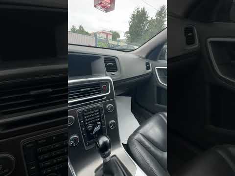 фото volvo v60 i 0