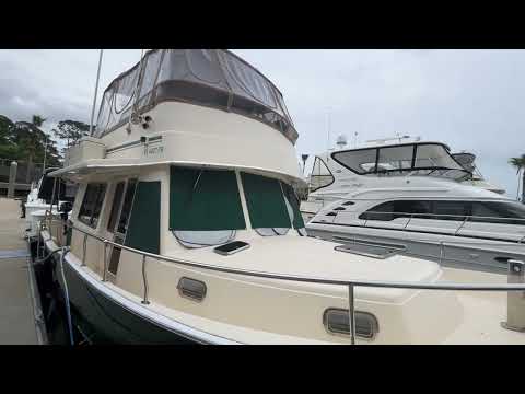 2004 Mainship 400 Trawler Southern Cross Video