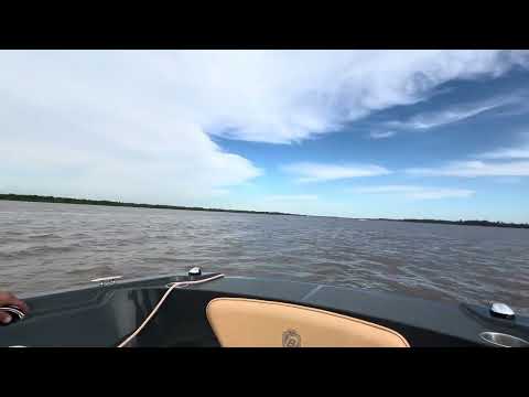 Recorrida por el Delta del Río Paraná, sobre la ciudad de San Lorenzo, Santa Fe 