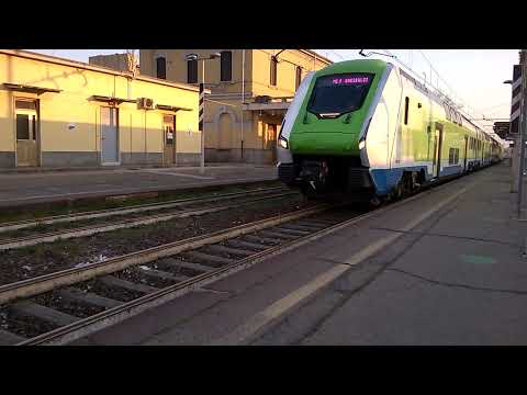 ETR421 022 Trenord - Milano Greco - 22/3/2022