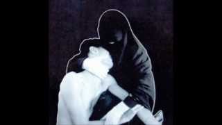 Crystal Castles-Affection