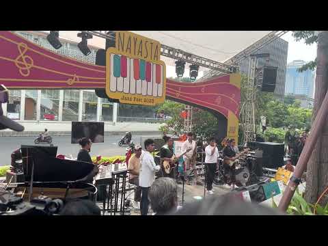 Barry Likumahuwa & The Rhythm Service Performing Sesaat Kau Hadir at Nayasta Jazz Festival