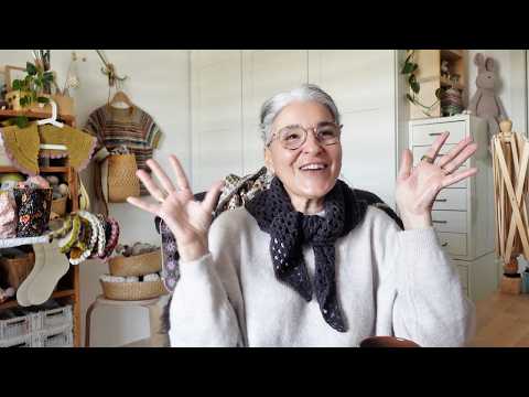 Staying at home doing my favorite things: Scrappy socks, slow cooking, and quiet days | VLOG