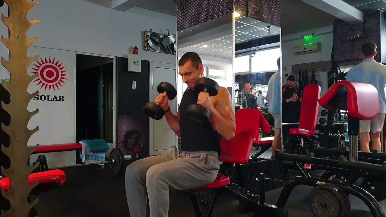 Flexii tip ciocan, din așezat, cu gantere
