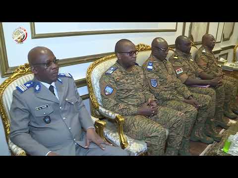 الفريق أول محمد زكى يلتقى وزير الدفاع وشئون المحاربين القدامى بجمهورية بوكينا فاسو