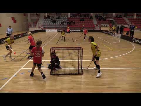 Florbalová akademie MB - bílé - FAT PIPE Start98 Kunratice (7:6) 1. půlka