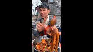 CHINESE SEAFOOD - FISHERMAN COOKING OCTOPUS DELICI