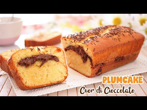PLUMCAKE ALLO YOGURT CUOR DI CIOCCOLATO - Ricetta Facile e Soffice per la Colazione