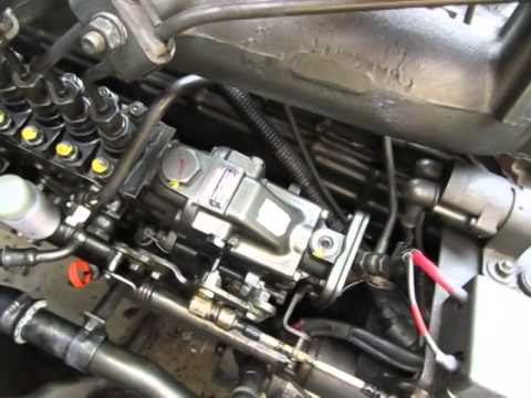 船ネットよりヤマハＦＲ３４のエンジン始動風景