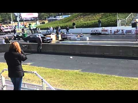 Drag racing at the rock