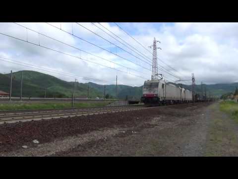DOPPIA DI 483 TRAXX SERFER AL TRAINO DI CARRI MERCI PER COILS : ARQUATA SCRIVIA. (AL) 4 - 6 - 2016