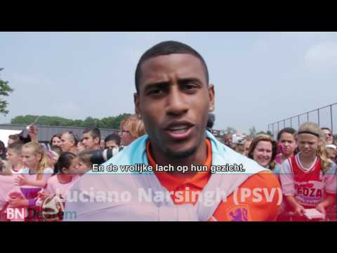 Oranje spelers per helikopter op bezoek bij MOC'17 in Bergen op Zoom