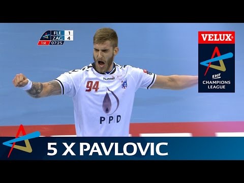 Zagreb's Domagoj Pavlovic gives Flensburg a "high-five" | VELUX EHF Champions League