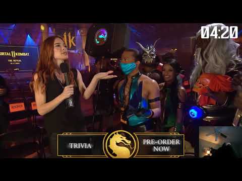 Aris checks out Kitana cosplay