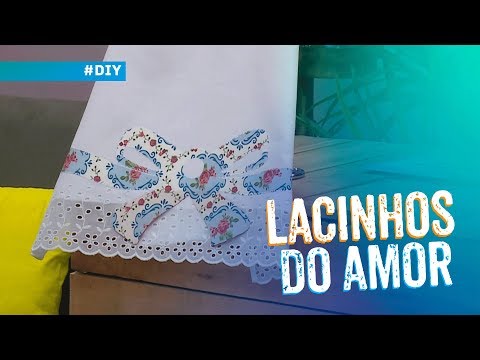 Pano de copa Lacinhos do Amor por Deize Costa