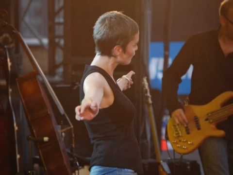 STEPHANIE BLANCHOUD Photos Francofolies 2009