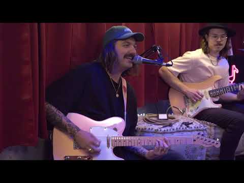 Uncle Strut | Bus Jam Sessions Ep. 1