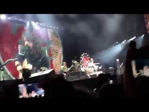 Foo Fighters Milton Keynes 5 Sep 2015 - Everlong