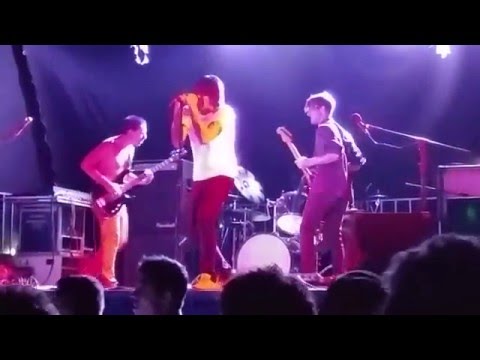 Red Hot Chili Peppers World Tribute Band - Can't Stop - Festa Hippie Turmalina/MG