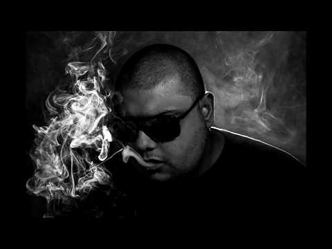 Trisdiastatos(3D)alitoiGrifoi-O mastrwpos sou(Diss DS,BongDaCity,INKA,Mastrwpos)(2005)