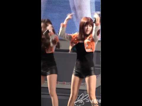 [Cam HD] 110403 T-ara Hyomin - Why Are You Being Like This @ LG Cinema 3D Game Festival [20]