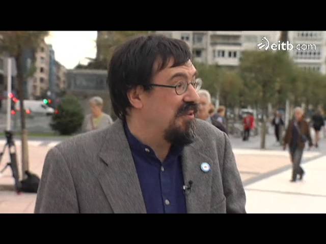 Vídeo relacionado con Ese idioma raro y poderoso: Once decisiones cruciales que un escritor vasco está obligado a tomar (Desórdenes)
