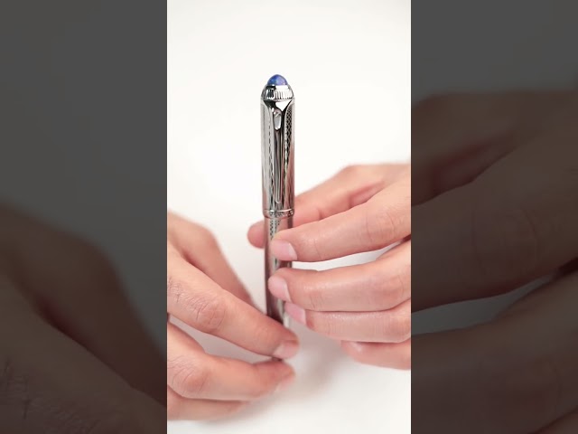 طقم قلم و كبك فضي و كحلي 65