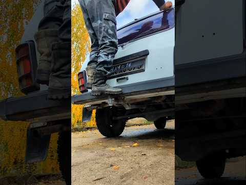 Trying to start an old schiool car with a carburretor #mechanic #experiment #4x4 #repair