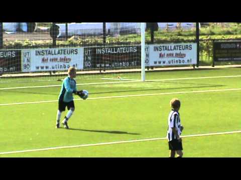 De Meern D1 - Hercules D1 14-08-2010 oefenpot