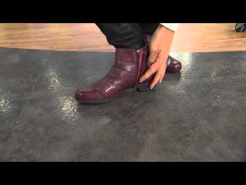 Earth Origins Leather Ankle Boots - Pembroke with Sandra Bennett