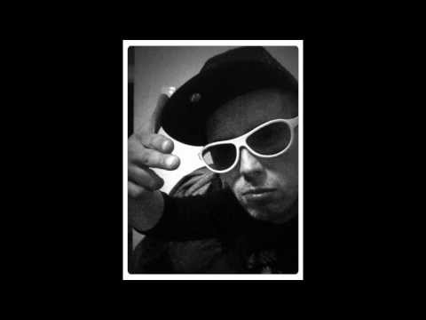 Drzewo & Laska feat. DJ Danek - Duże okulary