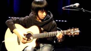 Download lagu Sungha Jung - More Than Words (Extreme) [LIVE in Helsinki, Finland] mp3