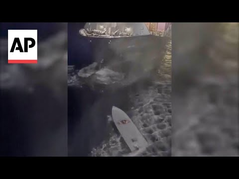 Video | Moment migrants were rescued by helicopter from a capsized ...