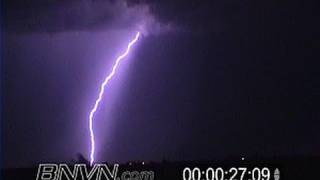 preview picture of video '8/22/2001 Lightning footage during the overnight near Lake City, MN.'