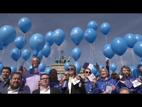 Nach 70 Jahren «Zeit reif für Kinderrechte im Grundgesetz» ✖️ (DPA) Migrantmagazin.com