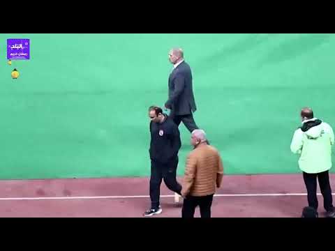 لحظة طرد سيد عبد الحفيظ من لقاء المصرى ورد فعل حكم المباراة