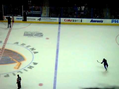 Hawks vs Thrashers 11-6-10 Shootout Rd 3 - Peverley(ATL)