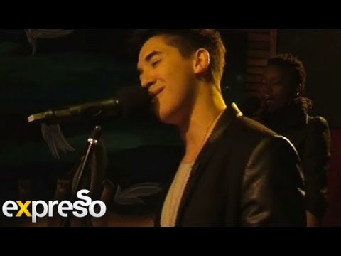 Matthew O'Connell performs "Take It slow " Live on Expresso