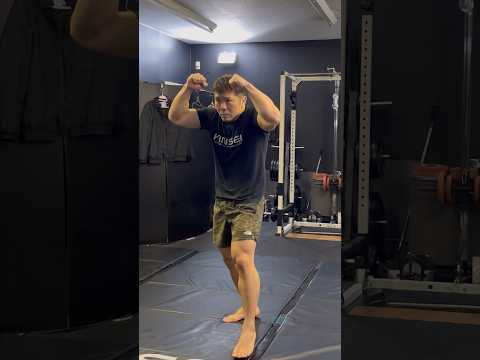 肩(僧帽筋)を脱力しよう #mma #格闘技 #キックボクシング #bjj #bodymake #空手 #boxing #筋トレ #rizin #ufc #武道 #武術 #喧嘩自慢 #喧嘩 #パンチ