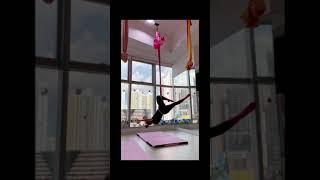 Smooth aerial hammock dance flow