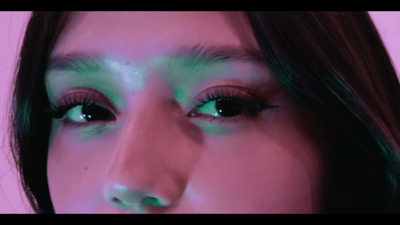 King Rizo ❌ Verleinn – "A Ella" (Video Oficial)