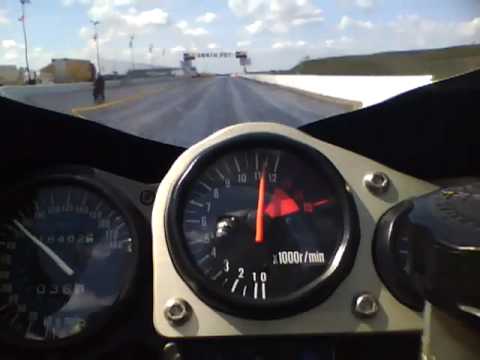 1/4 mile DRAG RACE ONBOARD A ZX7R Vs Hayabussa Turbo