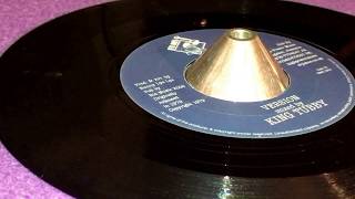 KING TUBBY ~ Version (BUNNY LYE LYE ~ Something Going To Happen, B Side)