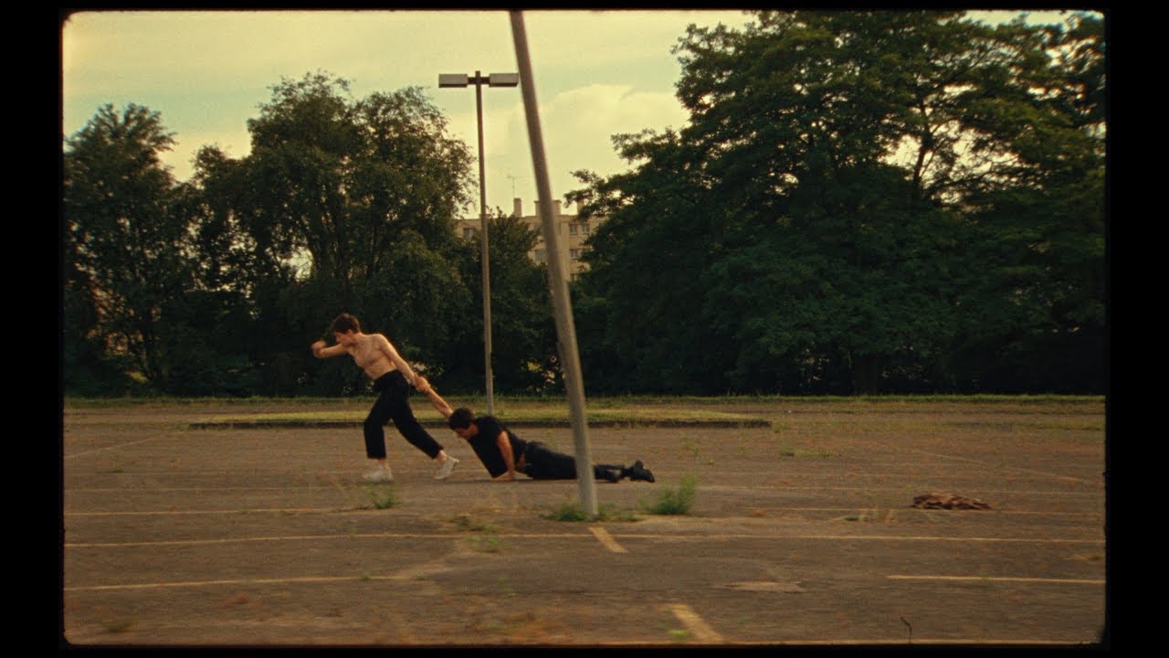Christine and The Queens — Doesn’t matter (voleur de soleil)