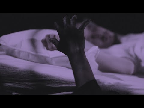 Here Lies Titania - Devil on My Shoulder (ft. Connor Hallisey)