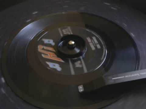 45 rpm: Gene Simmons -  Haunted House - 1964