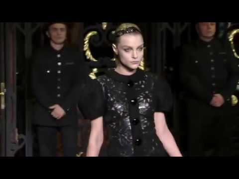 Louis Vuitton official Fall 2011