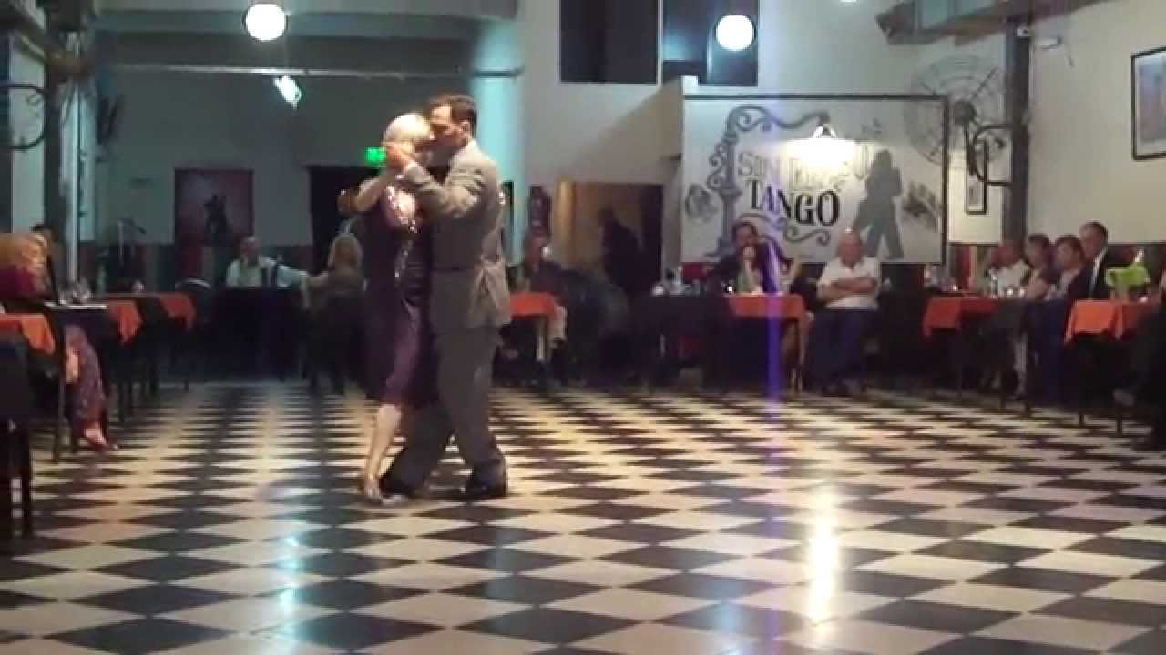 Sin Rumbo, bailan Carlos Boeri Y Alison Murray 1/3