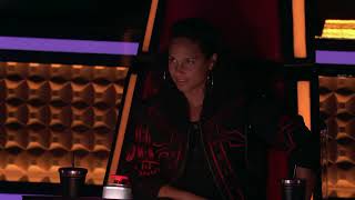 The Voice 2017 Battle   Enid Ortiz vs  Valerie Ponzio  'Love Triangle'